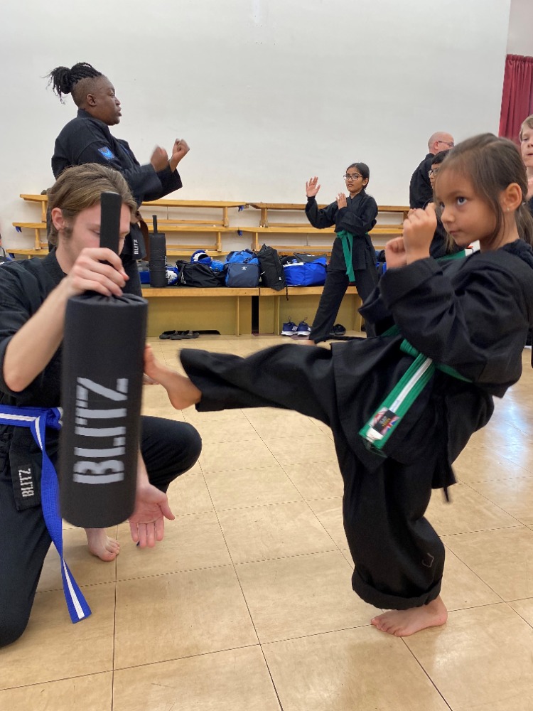 Children training - Image 4