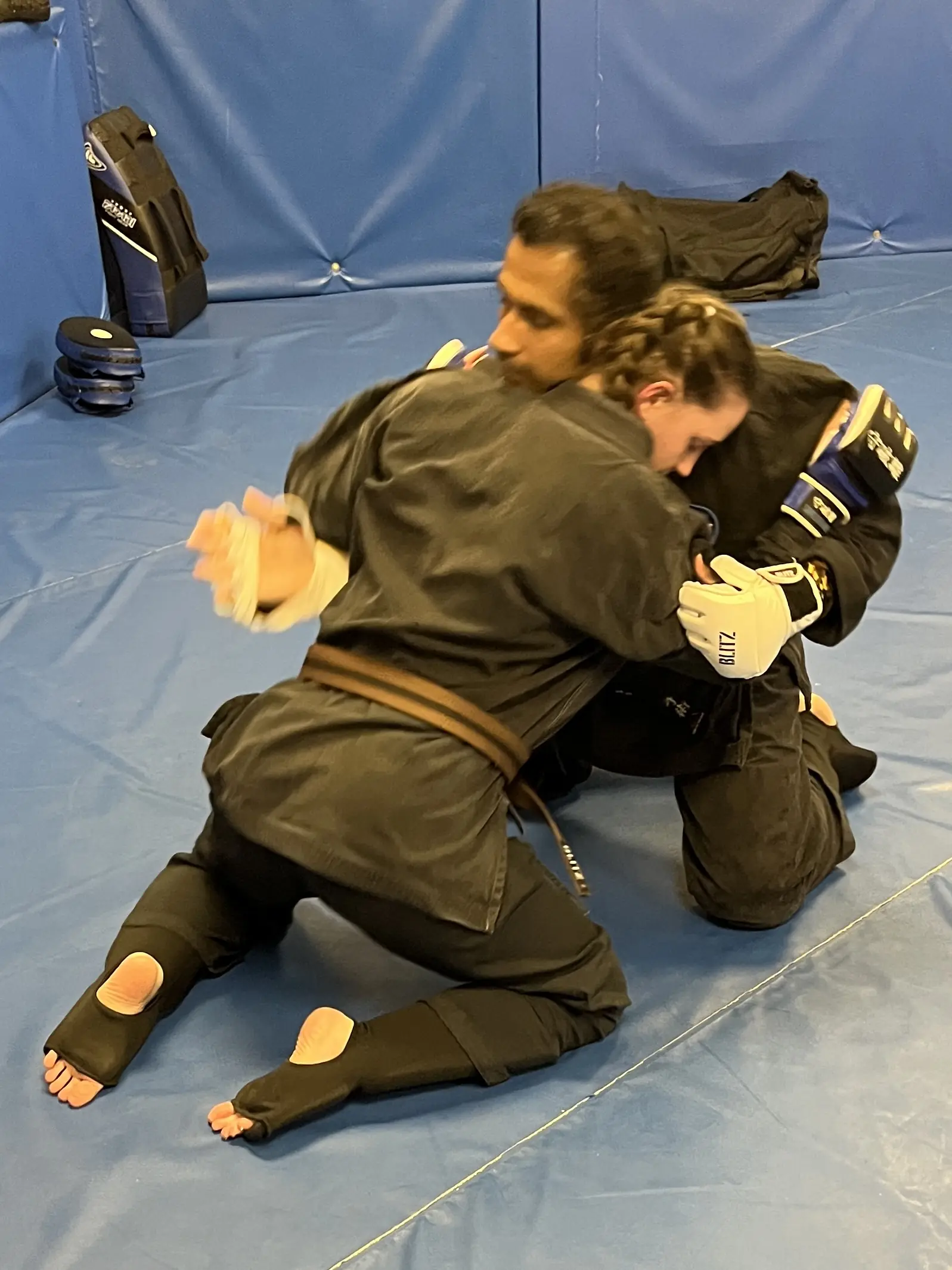 John Moses of Shuhari Self Defence Bracknell practicing randori techniques in an MMA class