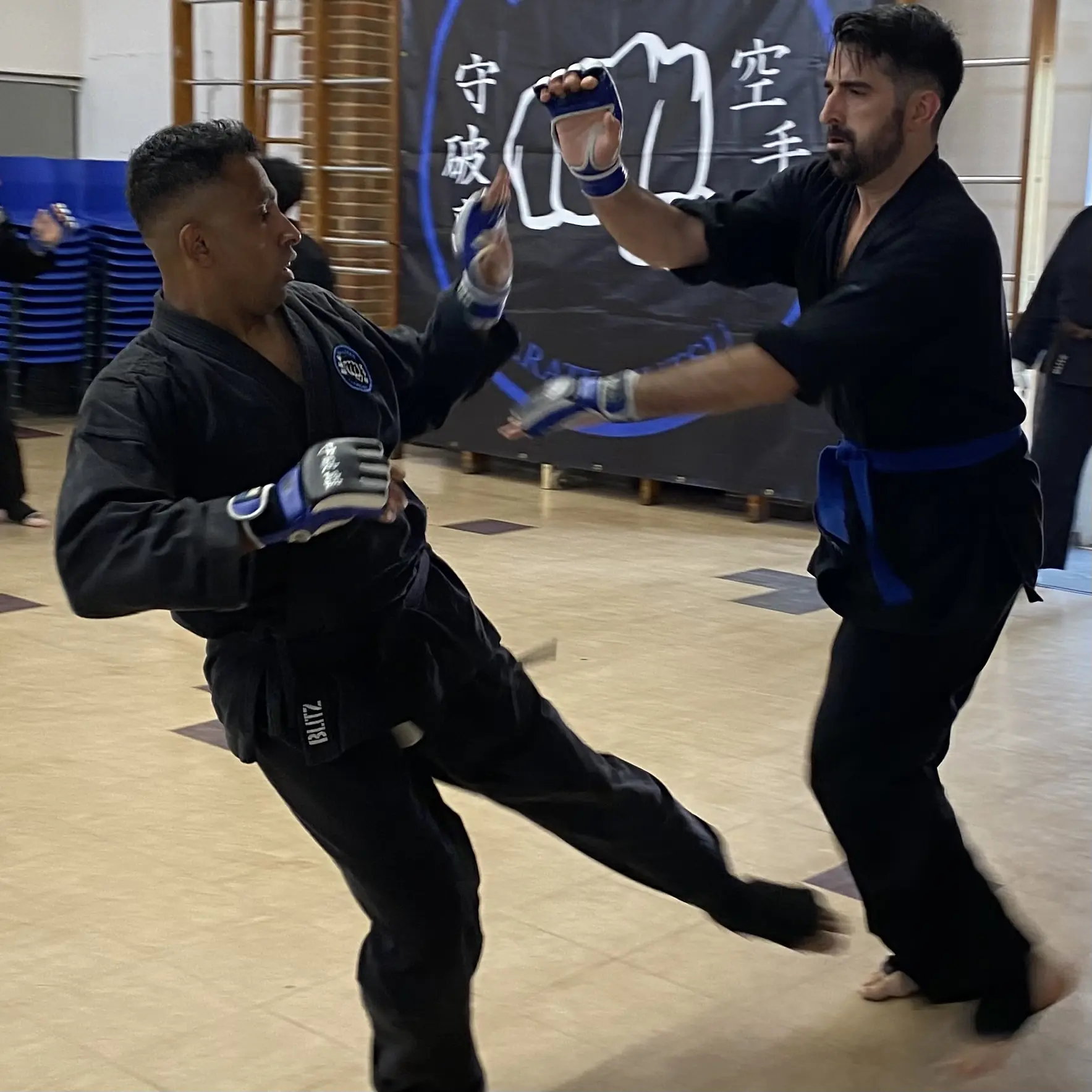 John Moses of Shuhari Self Defence Bracknell sparring in a martial arts class (1)